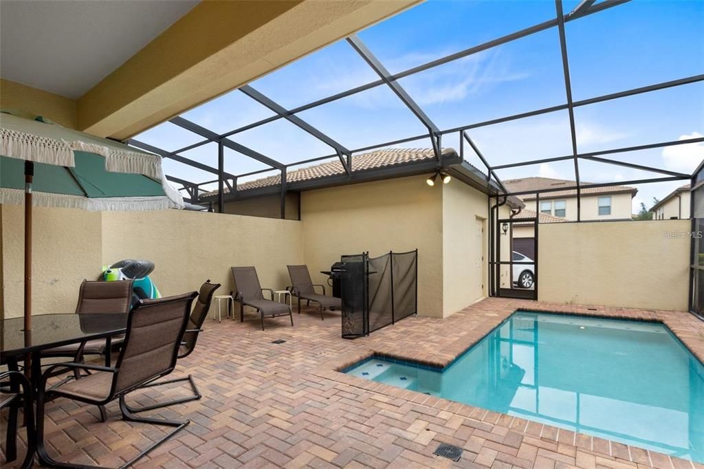 En Venta: $425,000 (5 camas, 4 baños, 2265 Pies cuadrados)