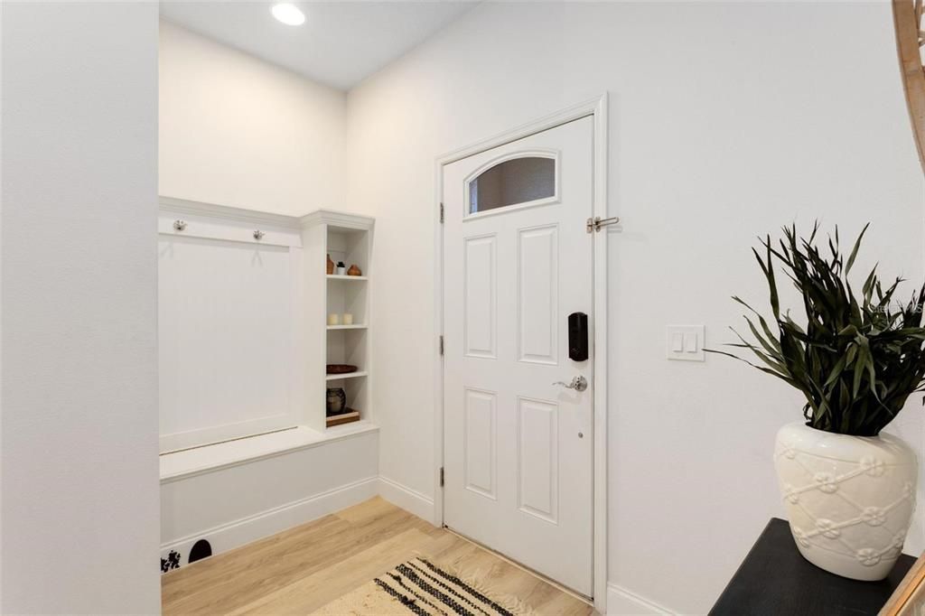En Venta: $425,000 (5 camas, 4 baños, 2265 Pies cuadrados)