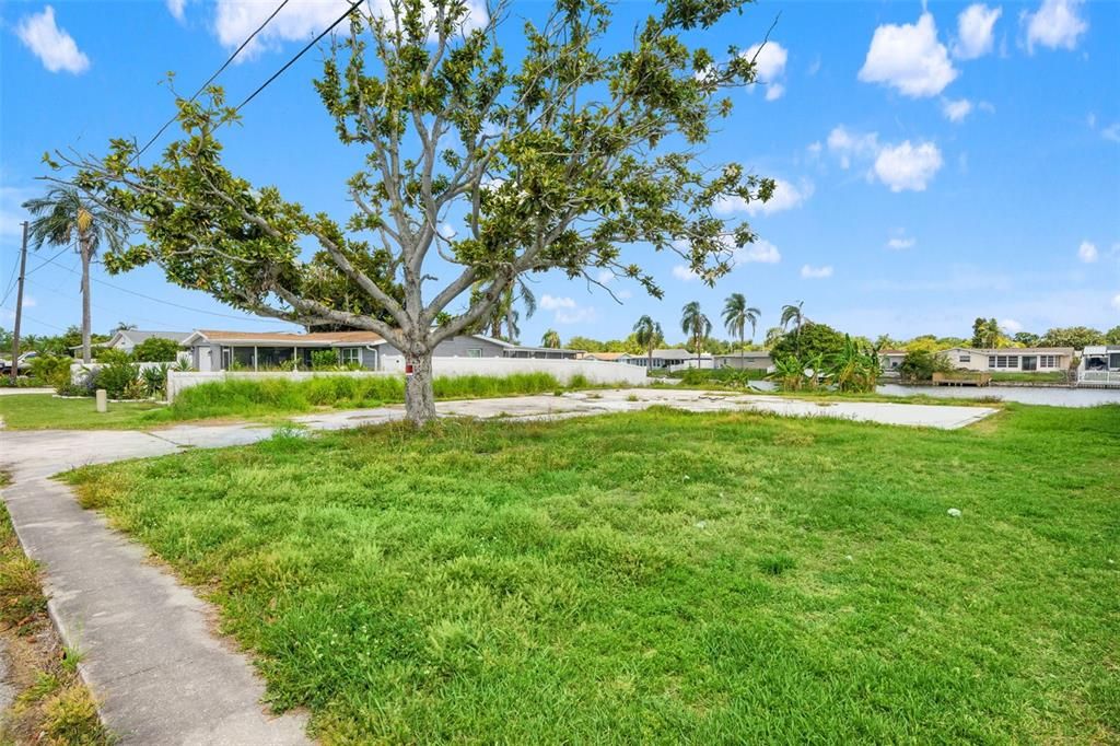 For Sale: $75,000 (0.16 acres)