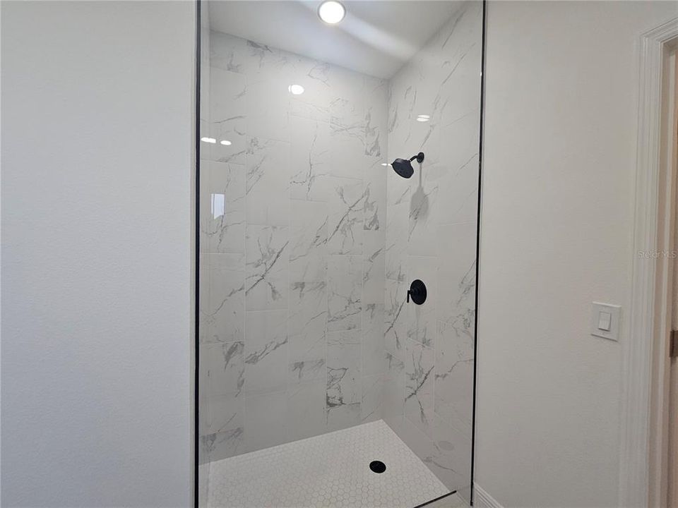 На продажу: $360,000 (3 спален, 2 ванн, 1303 Квадратных фут)