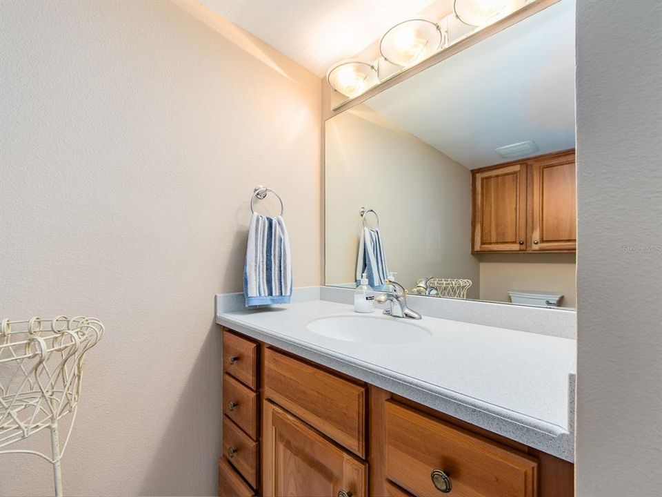 For Rent: $3,500 (2 beds, 2 baths, 1350 Square Feet)