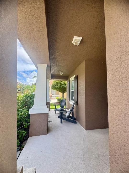 For Sale: $689,000 (4 beds, 2 baths, 1872 Square Feet)
