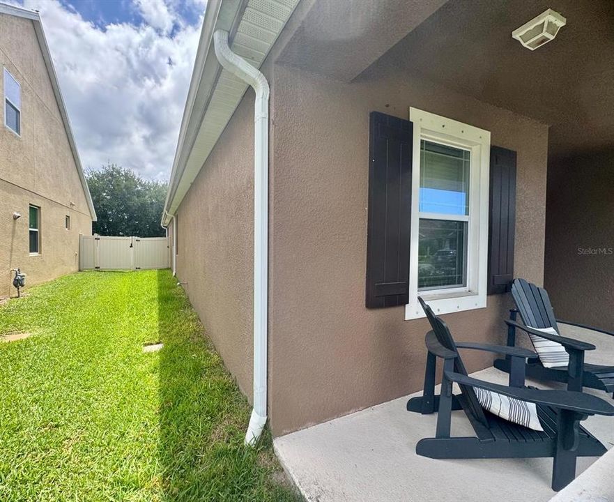 For Sale: $689,000 (4 beds, 2 baths, 1872 Square Feet)