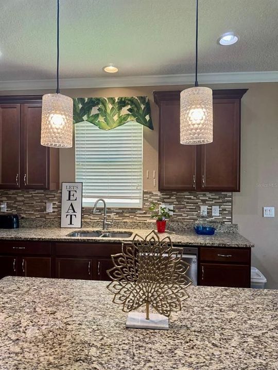 For Sale: $689,000 (4 beds, 2 baths, 1872 Square Feet)