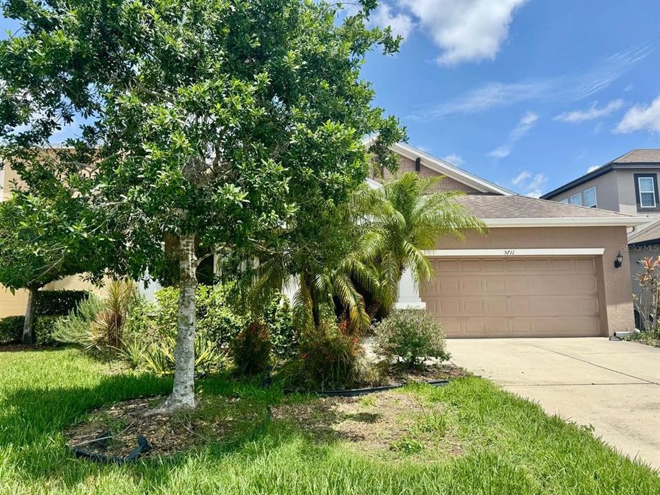 For Sale: $689,000 (4 beds, 2 baths, 1872 Square Feet)
