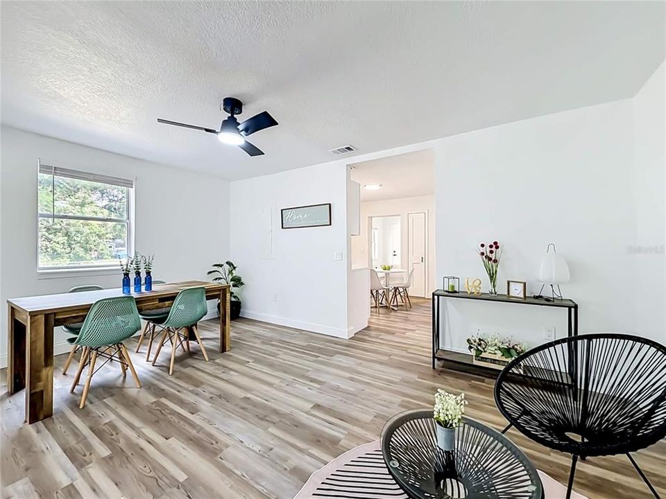For Sale: $275,000 (3 beds, 2 baths, 1392 Square Feet)