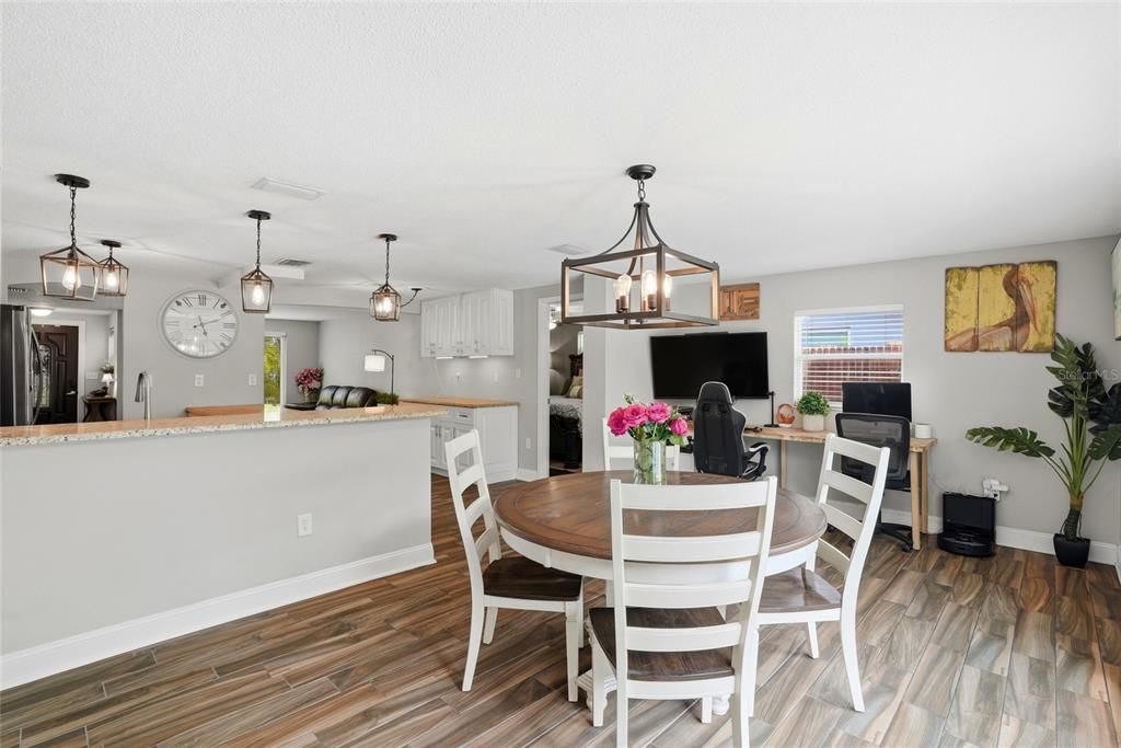 For Sale: $635,000 (3 beds, 2 baths, 1494 Square Feet)