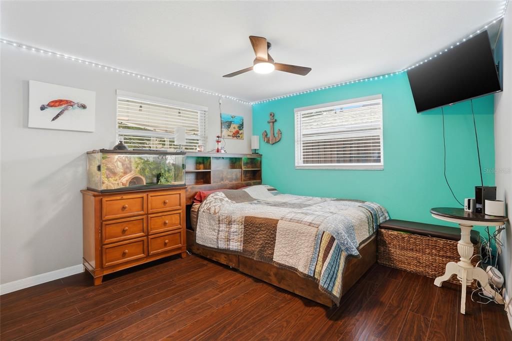 For Sale: $635,000 (3 beds, 2 baths, 1494 Square Feet)