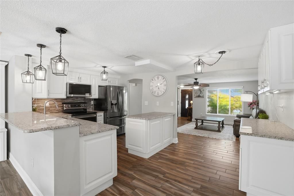 For Sale: $635,000 (3 beds, 2 baths, 1494 Square Feet)