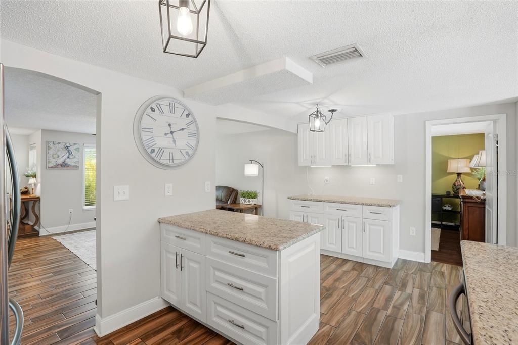 For Sale: $635,000 (3 beds, 2 baths, 1494 Square Feet)