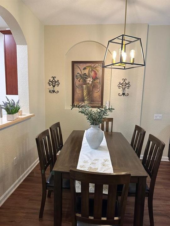 En Venta: $225,000 (3 camas, 2 baños, 1247 Pies cuadrados)