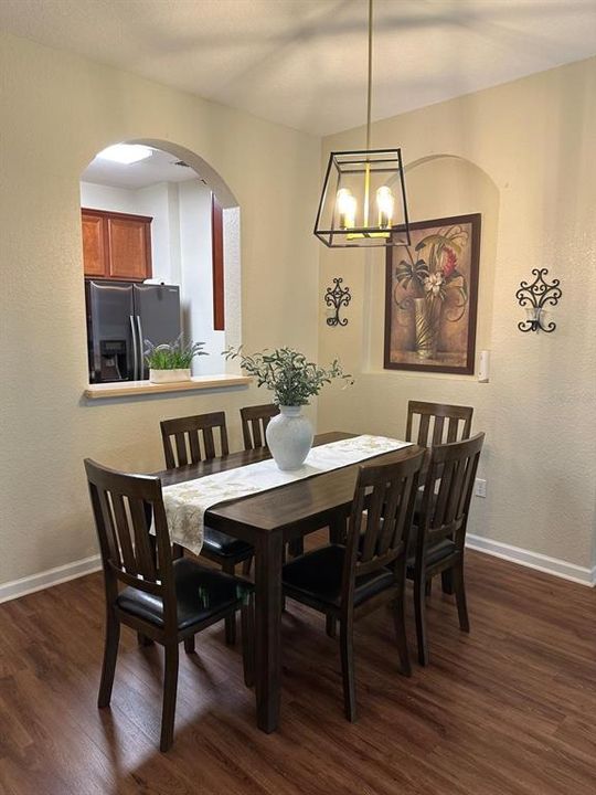 En Venta: $225,000 (3 camas, 2 baños, 1247 Pies cuadrados)