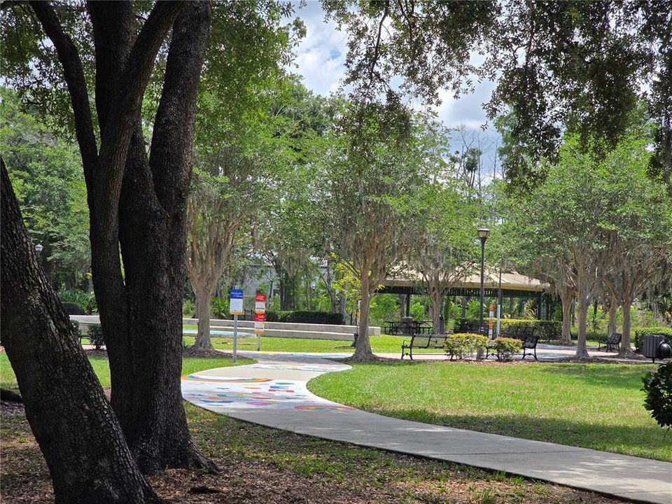 待售: $319,900 (5 贝兹, 3 浴室, 2325 平方英尺)