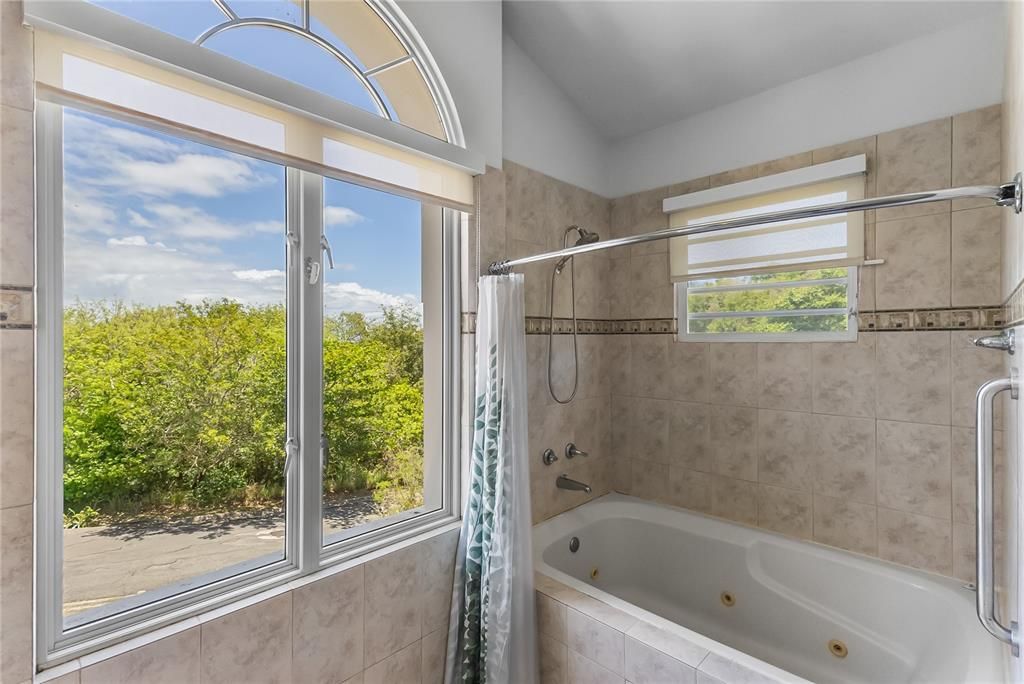 For Sale: $1,489,000 (4 beds, 4 baths, 2984 Square Feet)