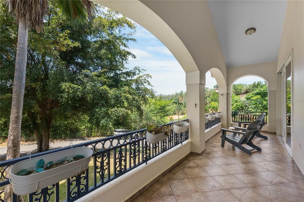 For Sale: $1,489,000 (4 beds, 4 baths, 2984 Square Feet)