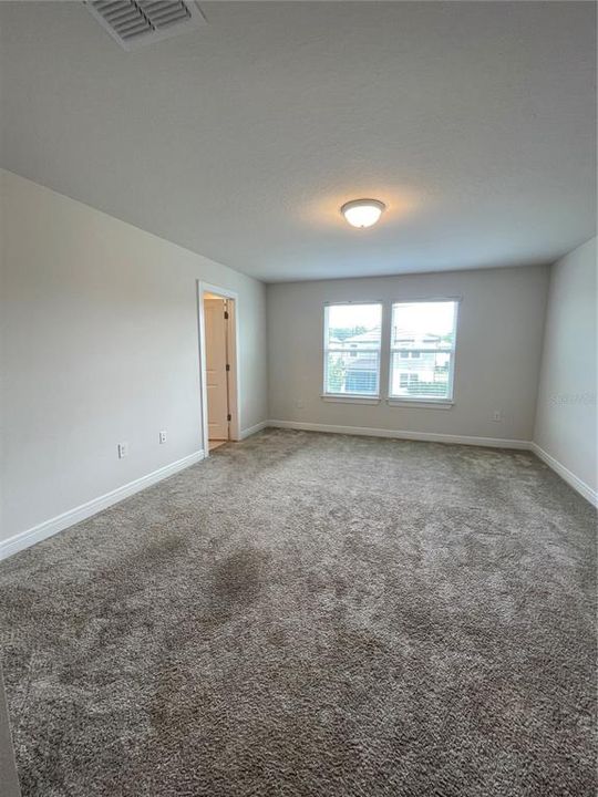 For Rent: $2,700 (4 beds, 3 baths, 2203 Square Feet)