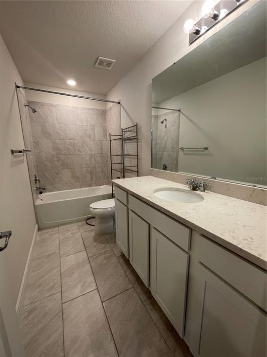 For Rent: $2,700 (4 beds, 3 baths, 2203 Square Feet)