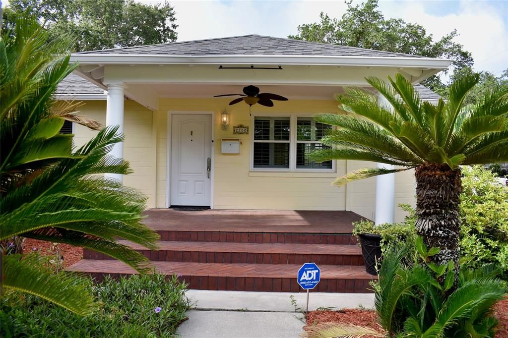 For Sale: $619,999 (3 beds, 1 baths, 1460 Square Feet)