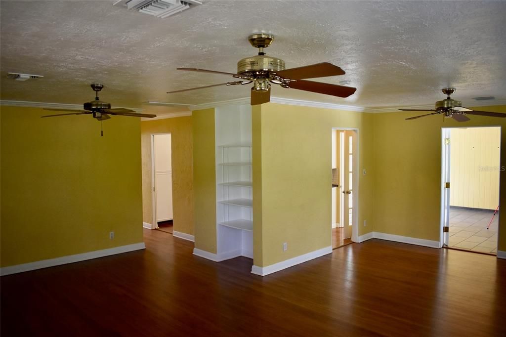 For Sale: $619,999 (3 beds, 1 baths, 1460 Square Feet)