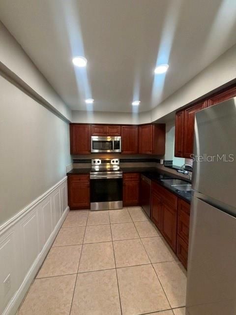 For Sale: $164,900 (2 beds, 2 baths, 1351 Square Feet)
