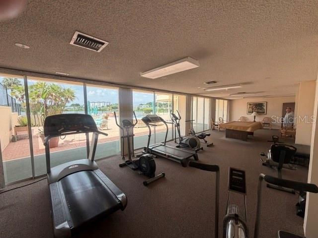 For Sale: $164,900 (2 beds, 2 baths, 1351 Square Feet)