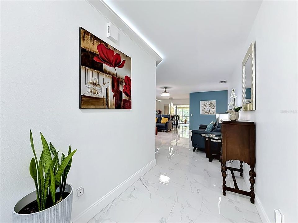 For Sale: $349,990 (3 beds, 2 baths, 1924 Square Feet)