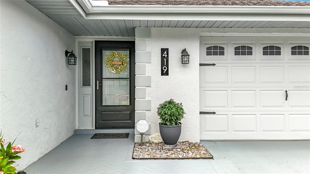 For Sale: $349,990 (3 beds, 2 baths, 1924 Square Feet)