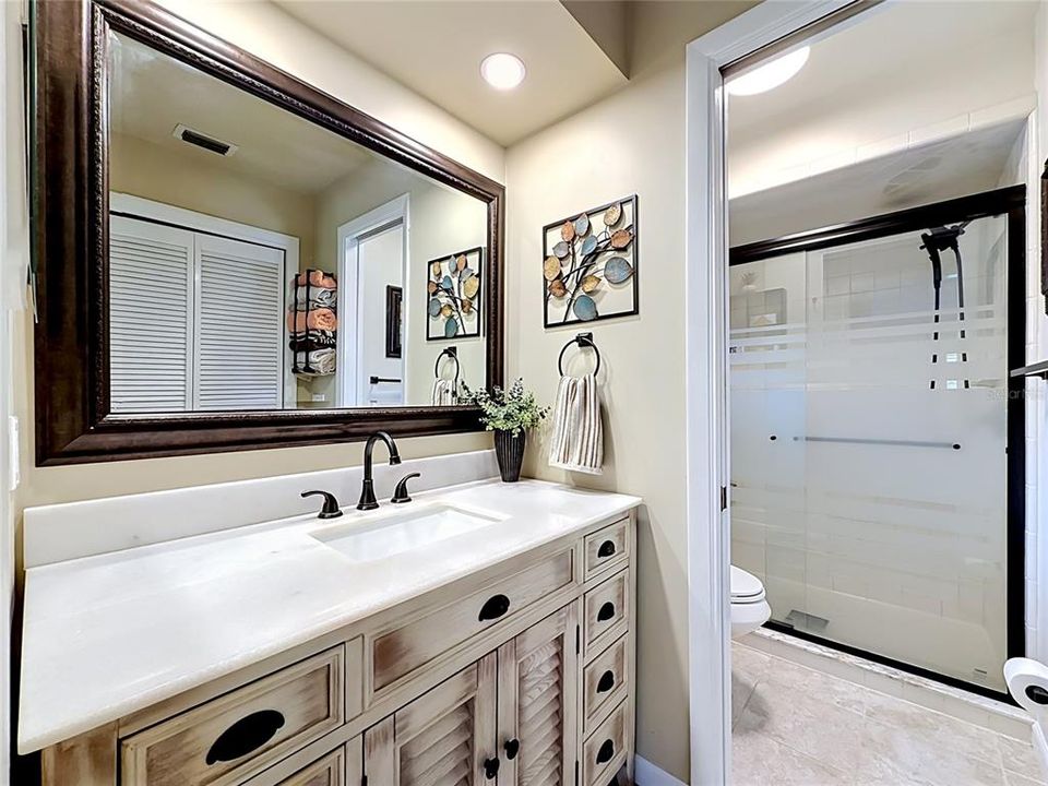For Sale: $349,990 (3 beds, 2 baths, 1924 Square Feet)
