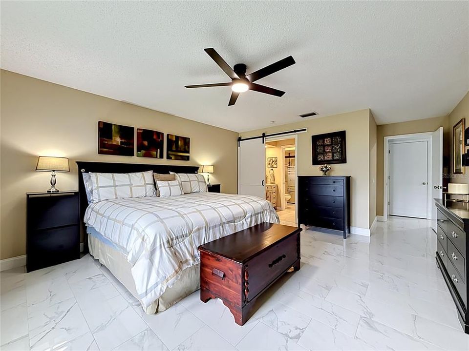 For Sale: $349,990 (3 beds, 2 baths, 1924 Square Feet)