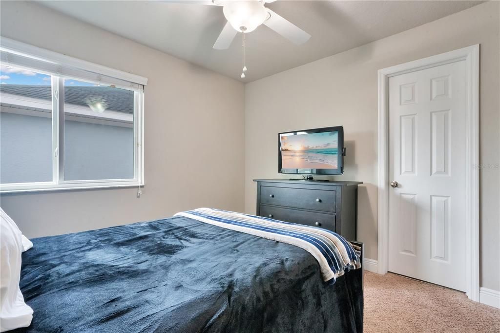 For Sale: $488,900 (4 beds, 3 baths, 2574 Square Feet)