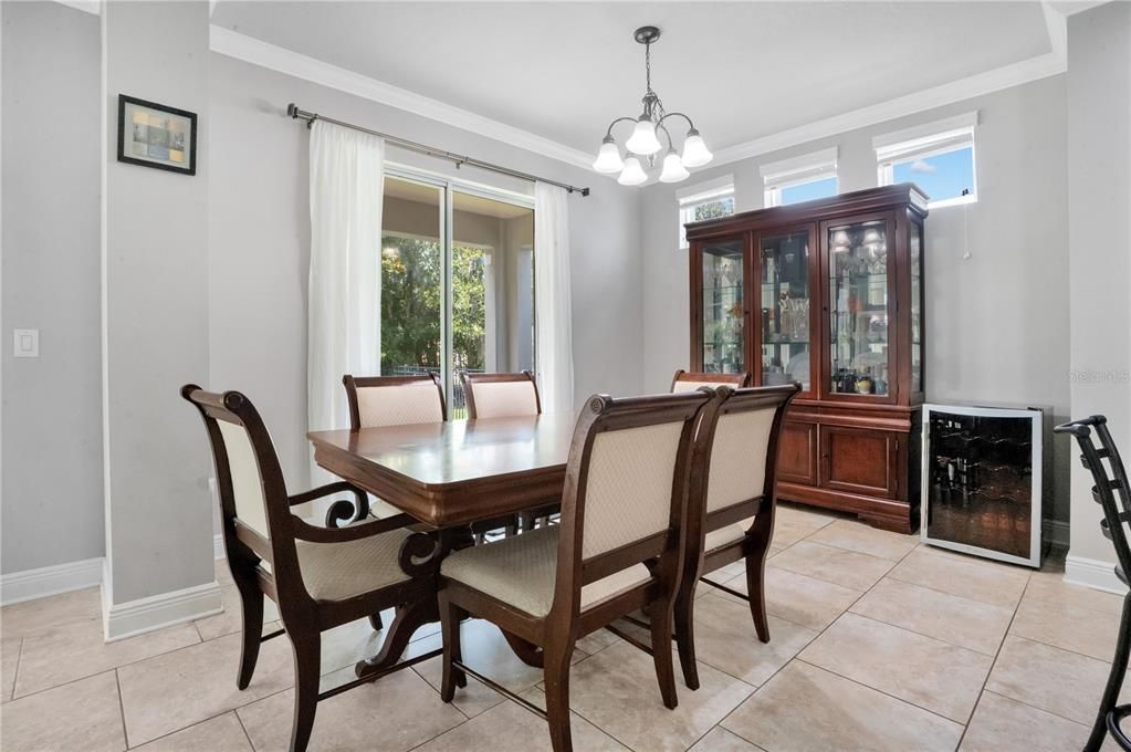 For Sale: $488,900 (4 beds, 3 baths, 2574 Square Feet)