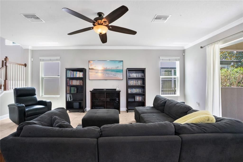For Sale: $488,900 (4 beds, 3 baths, 2574 Square Feet)