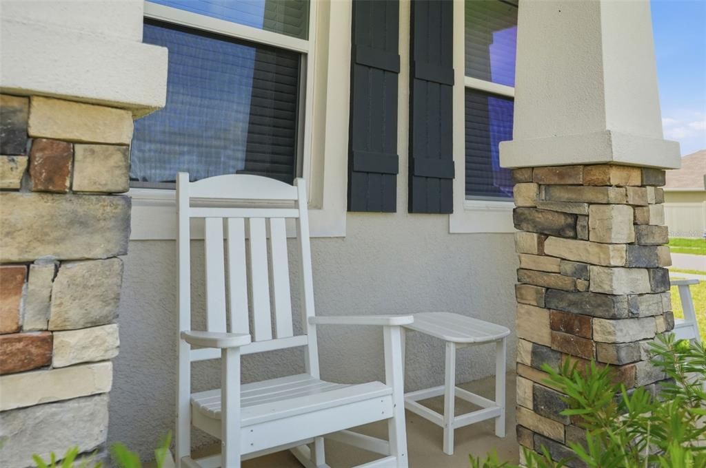 For Sale: $344,000 (3 beds, 2 baths, 1844 Square Feet)