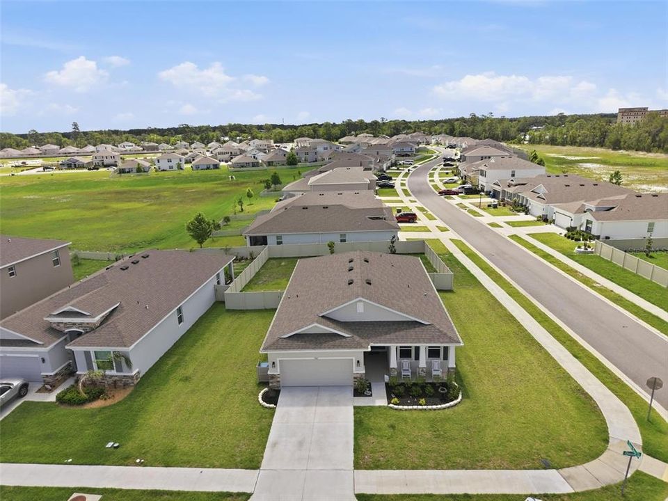 For Sale: $344,000 (3 beds, 2 baths, 1844 Square Feet)