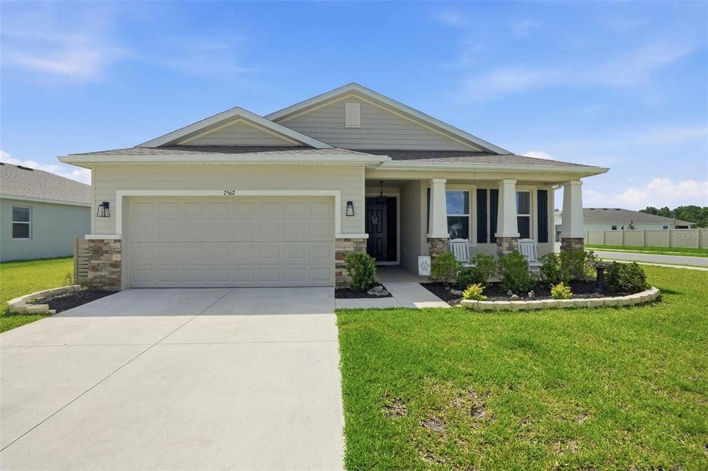 For Sale: $344,000 (3 beds, 2 baths, 1844 Square Feet)