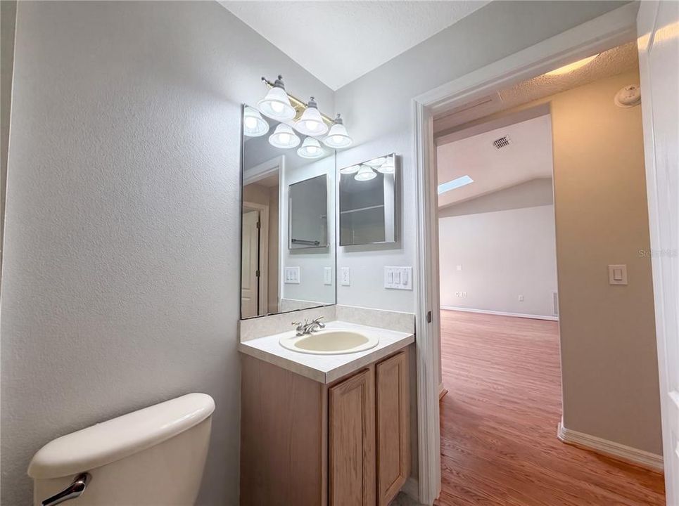 En Venta: $285,000 (3 camas, 2 baños, 1288 Pies cuadrados)