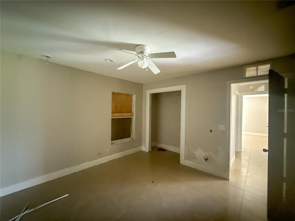 En Venta: $65,000 (4 camas, 2 baños, 1803 Pies cuadrados)