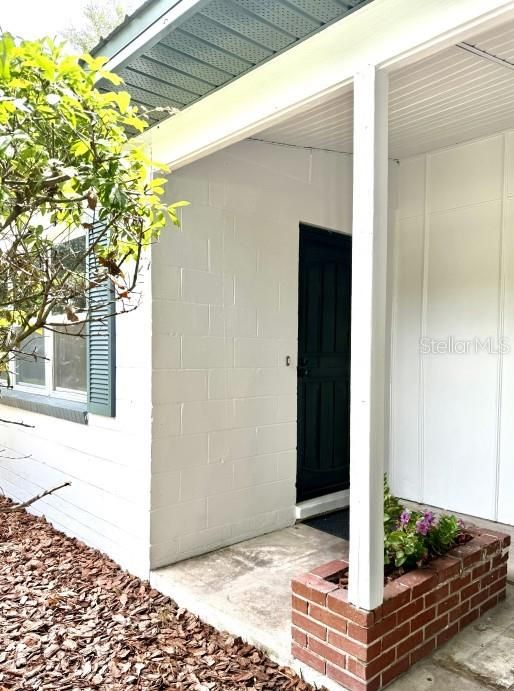 For Sale: $269,990 (3 beds, 1 baths, 1131 Square Feet)