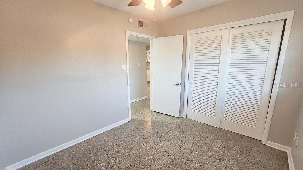 For Sale: $349,900 (3 beds, 1 baths, 1108 Square Feet)