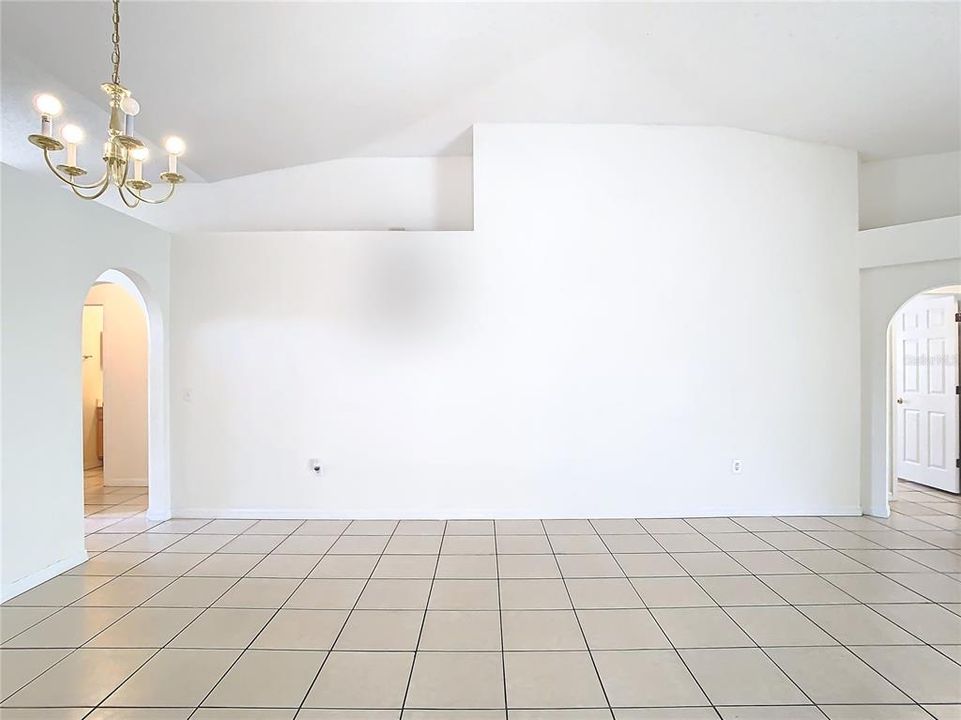 En Renta: $2,495 (4 camas, 2 baños, 1878 Pies cuadrados)