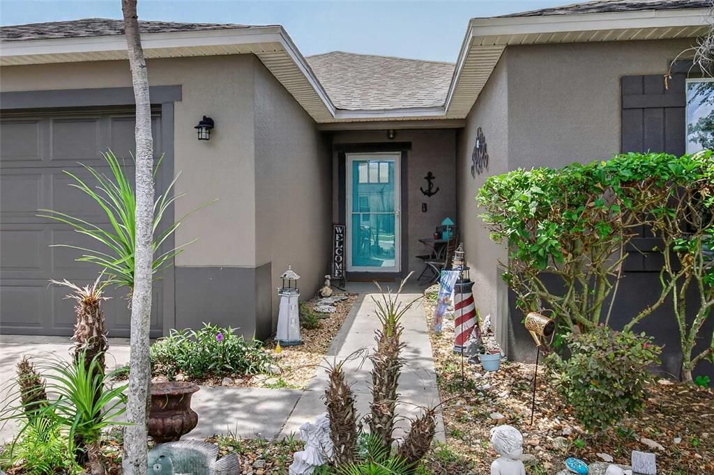 For Sale: $430,000 (3 beds, 2 baths, 1878 Square Feet)