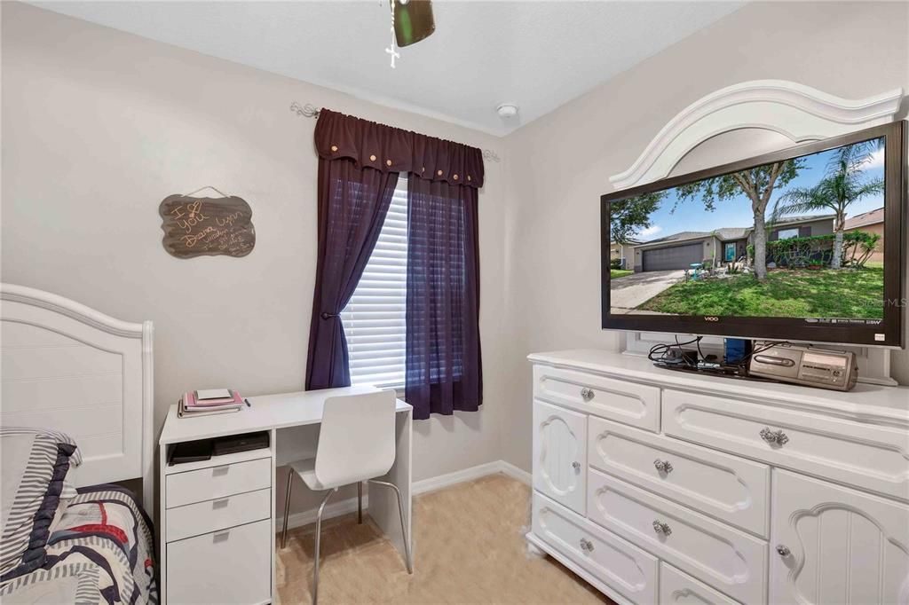 For Sale: $430,000 (3 beds, 2 baths, 1878 Square Feet)