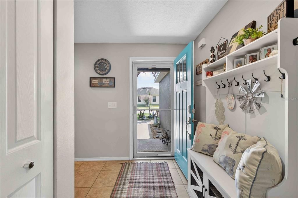 For Sale: $430,000 (3 beds, 2 baths, 1878 Square Feet)