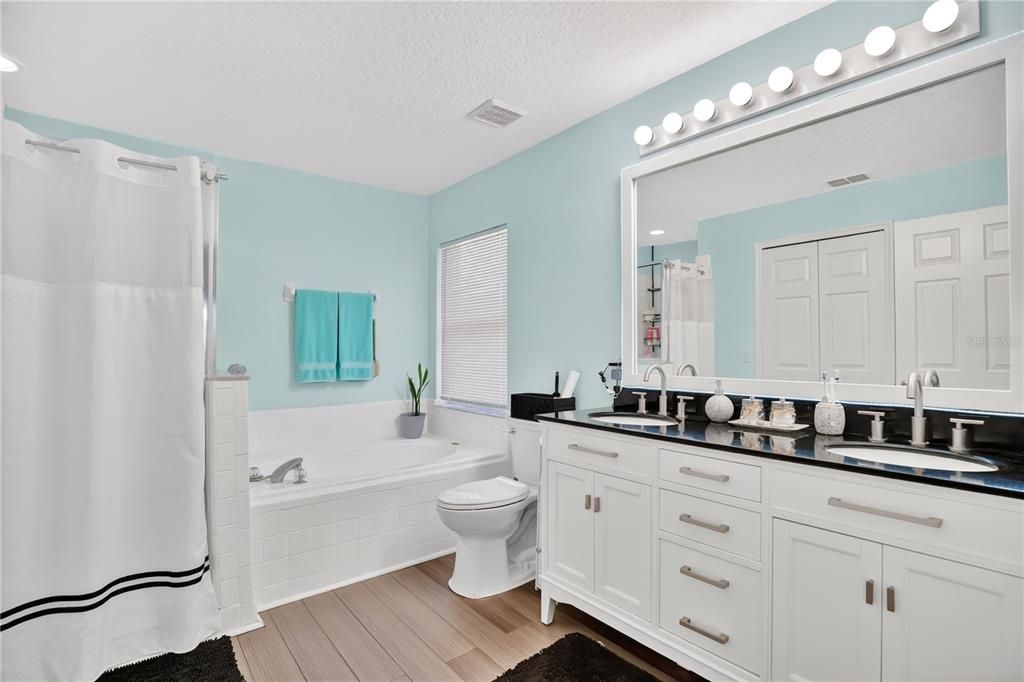 For Sale: $357,990 (3 beds, 2 baths, 1790 Square Feet)