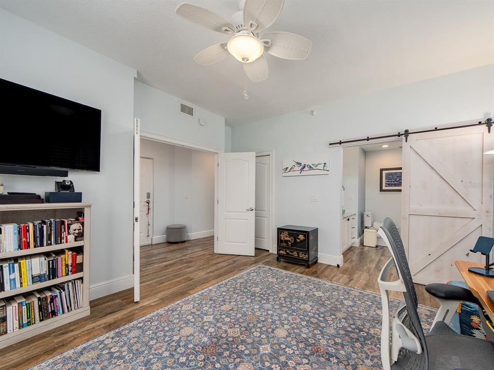 For Sale: $1,995,000 (3 beds, 3 baths, 2175 Square Feet)