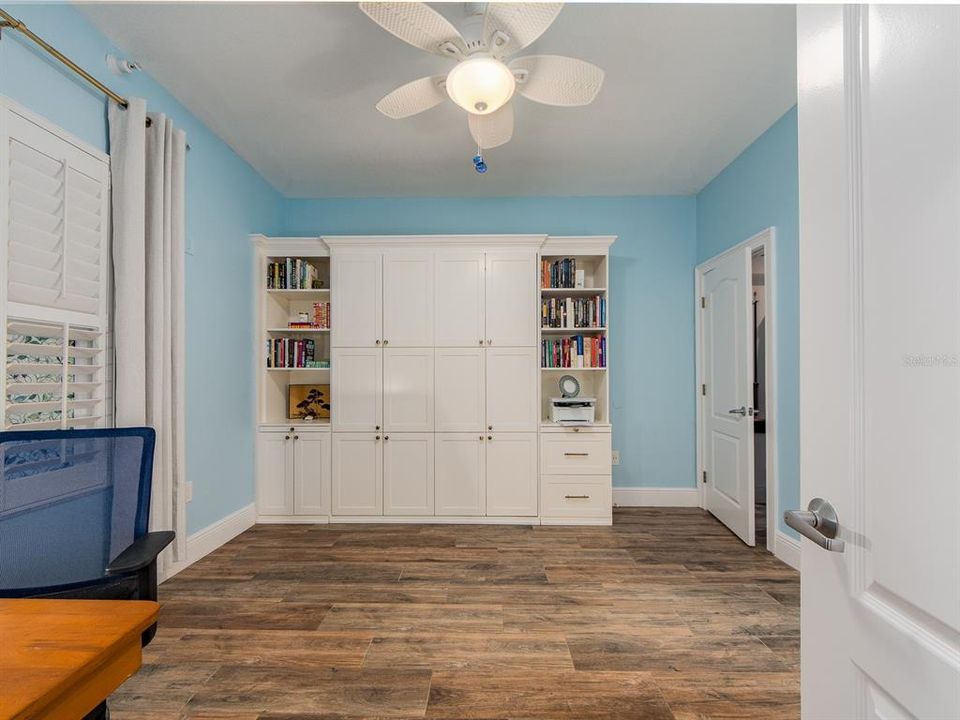 For Sale: $1,995,000 (3 beds, 3 baths, 2175 Square Feet)