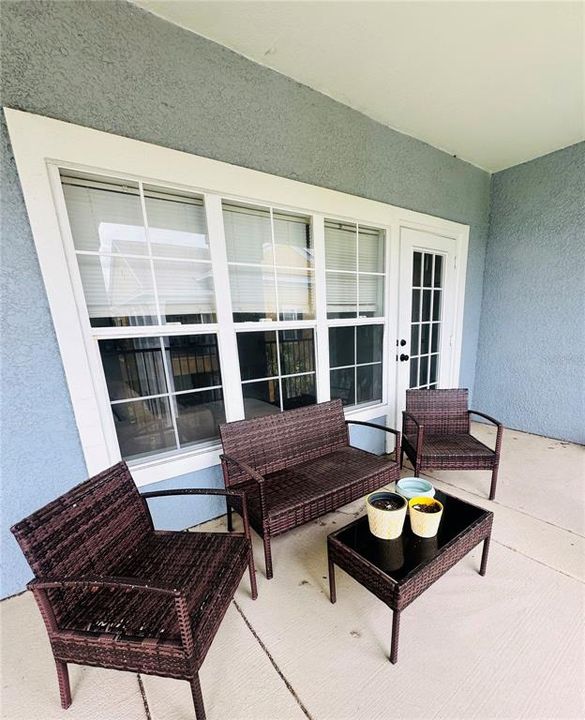 For Sale: $229,999 (2 beds, 2 baths, 1091 Square Feet)