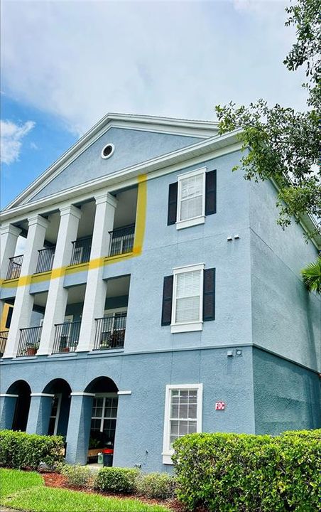 For Sale: $229,999 (2 beds, 2 baths, 1091 Square Feet)