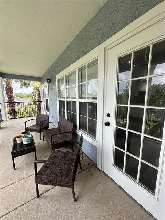 For Sale: $229,999 (2 beds, 2 baths, 1091 Square Feet)