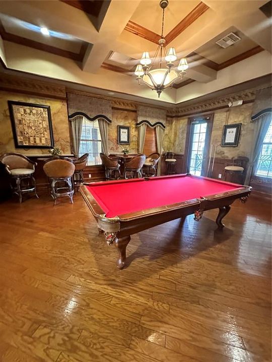 For Sale: $229,999 (2 beds, 2 baths, 1091 Square Feet)
